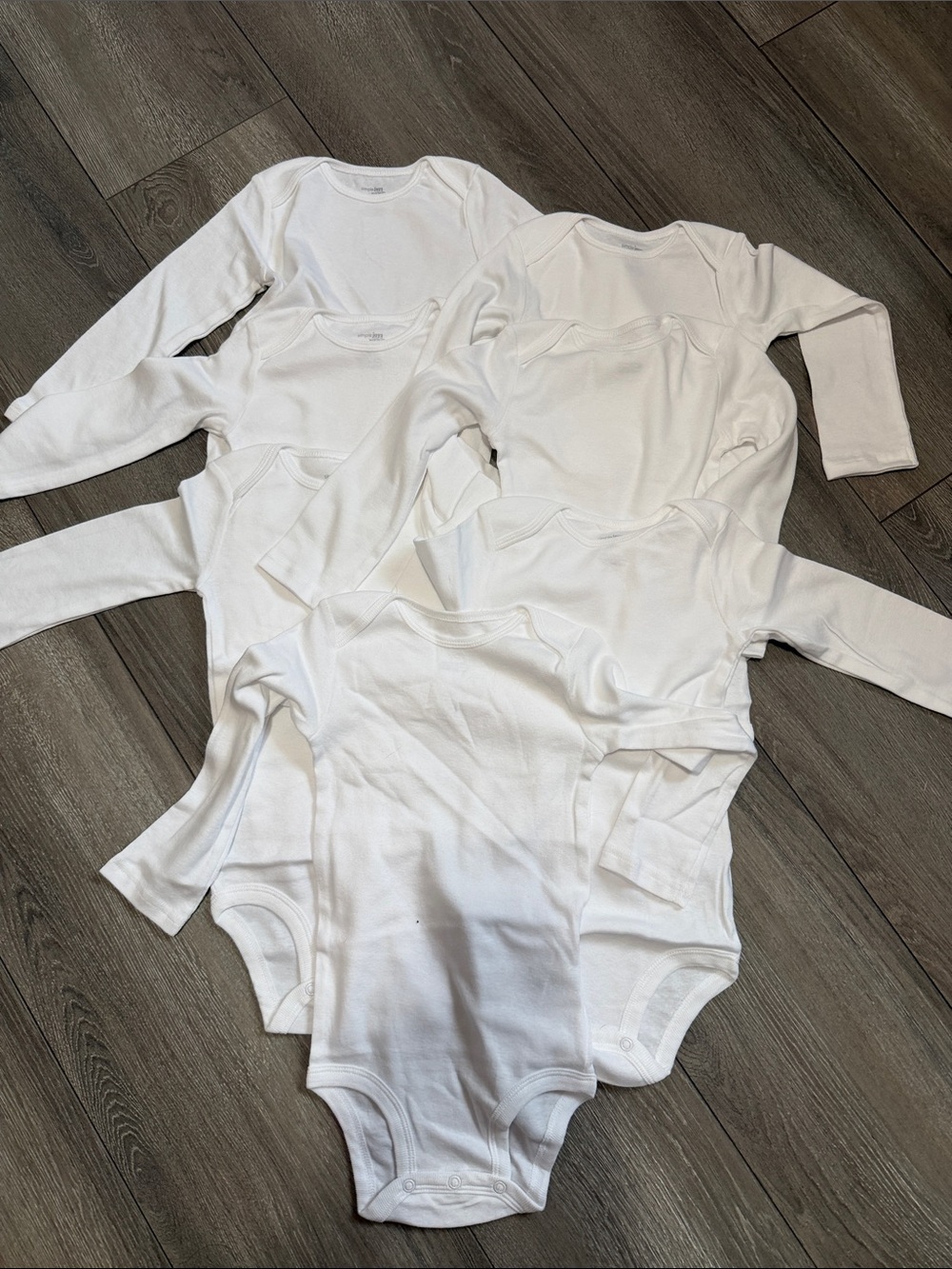 Multipack White Long-Sleeve Baby One-Piece Bodysuits 7 pack XS250